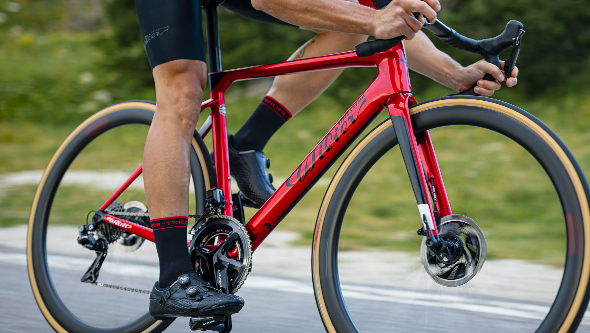 Sparkling Glass - Glossy