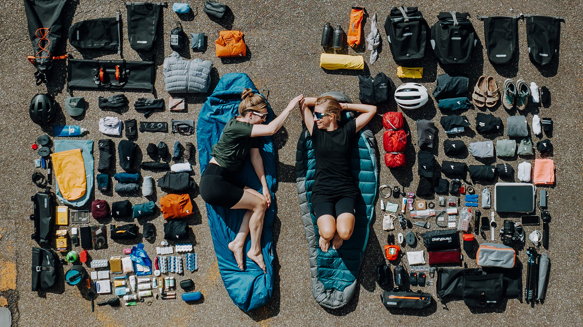 Since 3 October, 2023, Wiebke Lühmann has been headed southward on her Adlar in mixed bikepacking/carrier mode. Final destination: Cape Town.